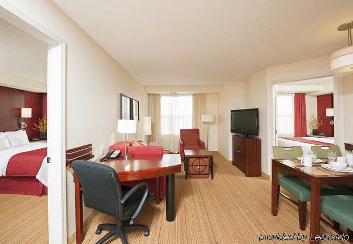 Residence Inn Moline Quad Cities Экстерьер фото