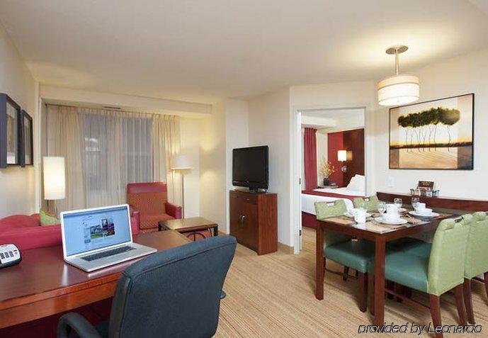 Residence Inn Moline Quad Cities Экстерьер фото