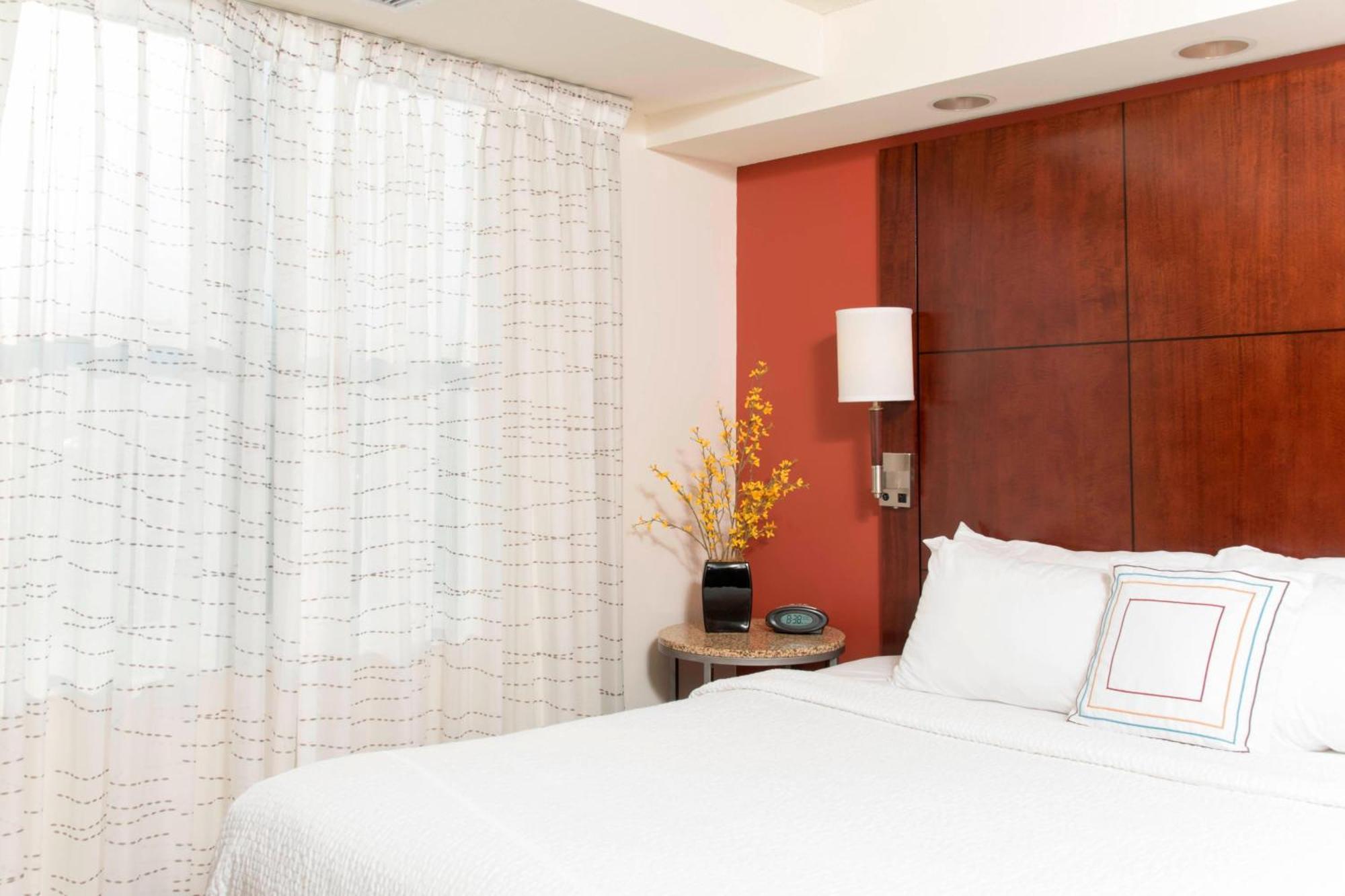 Residence Inn Moline Quad Cities Экстерьер фото